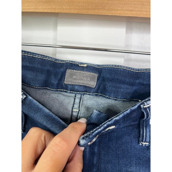 NEW Mother High Waisted Looker Ankle Fray Dark Wash in Tounge in Chic - Picture 4 of 9